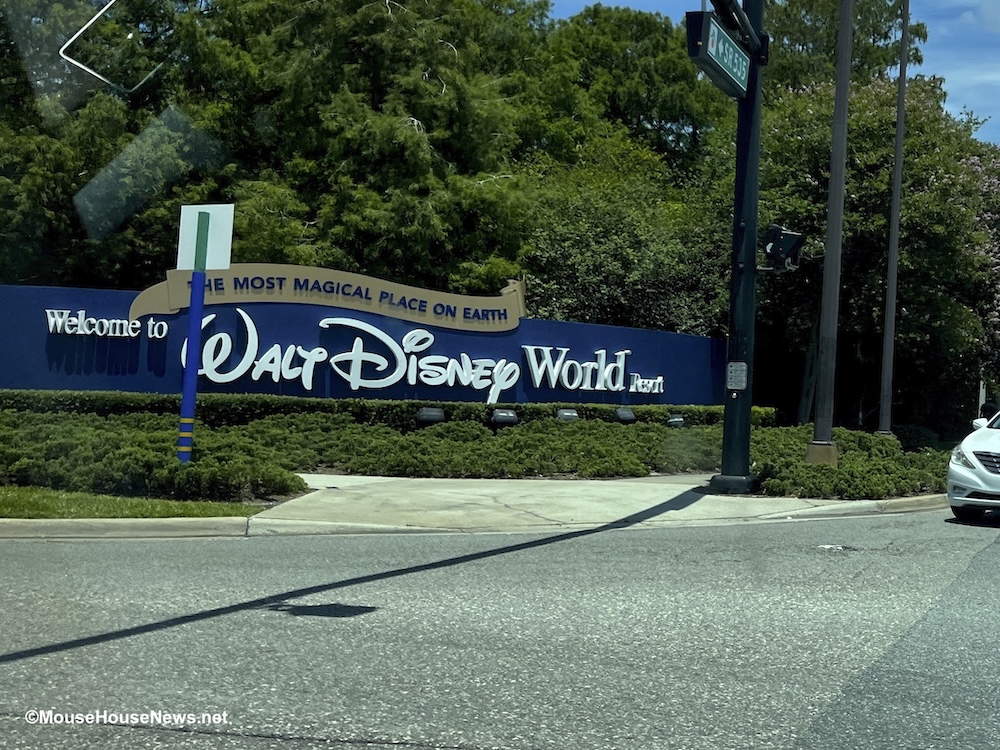 Walt Disney World’s Free Water Park Perk Is The HOTTEST Advantage Of The Summer