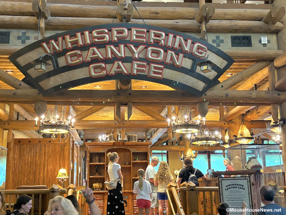 Warning: A Fan Favorite Resort Restaurant Is CLOSING After This Weekend