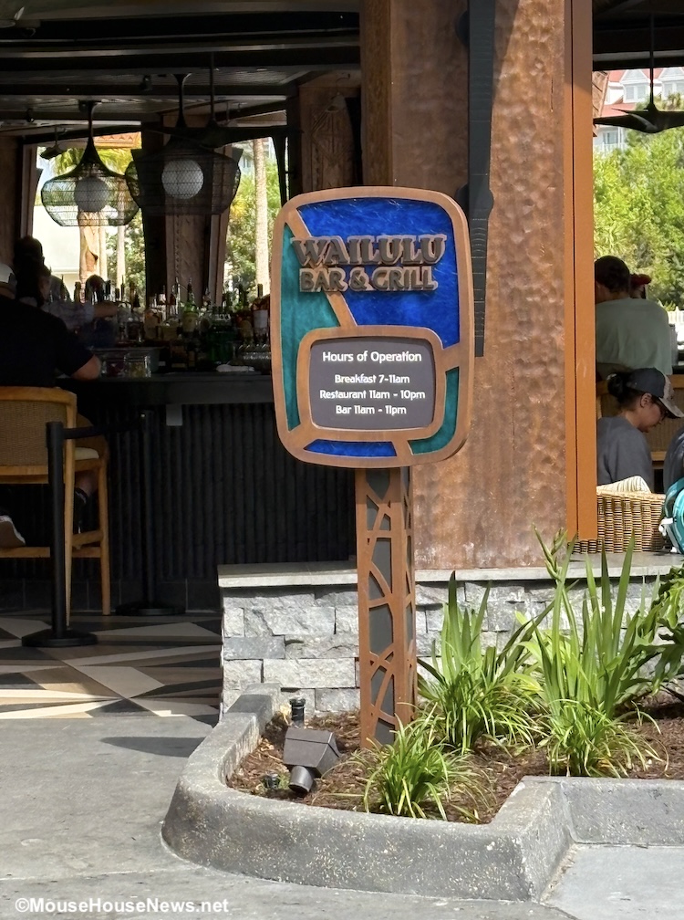 RESERVATIONS Are Now Available At This Tropical Dining Location