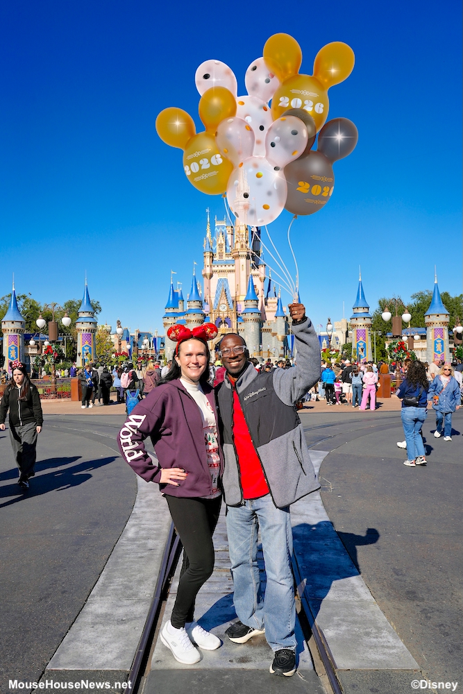 Happy New Year 2026 From MouseHouseNews.net!