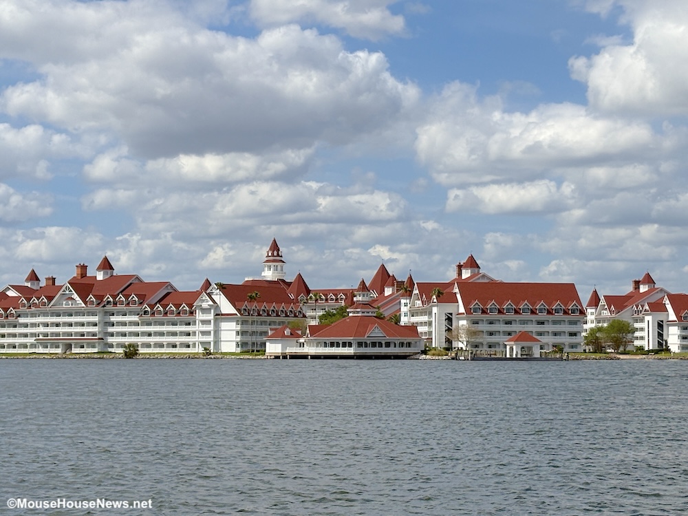 Have Opulent PHOTOS Taken At Disney’s Grand Floridian Resort