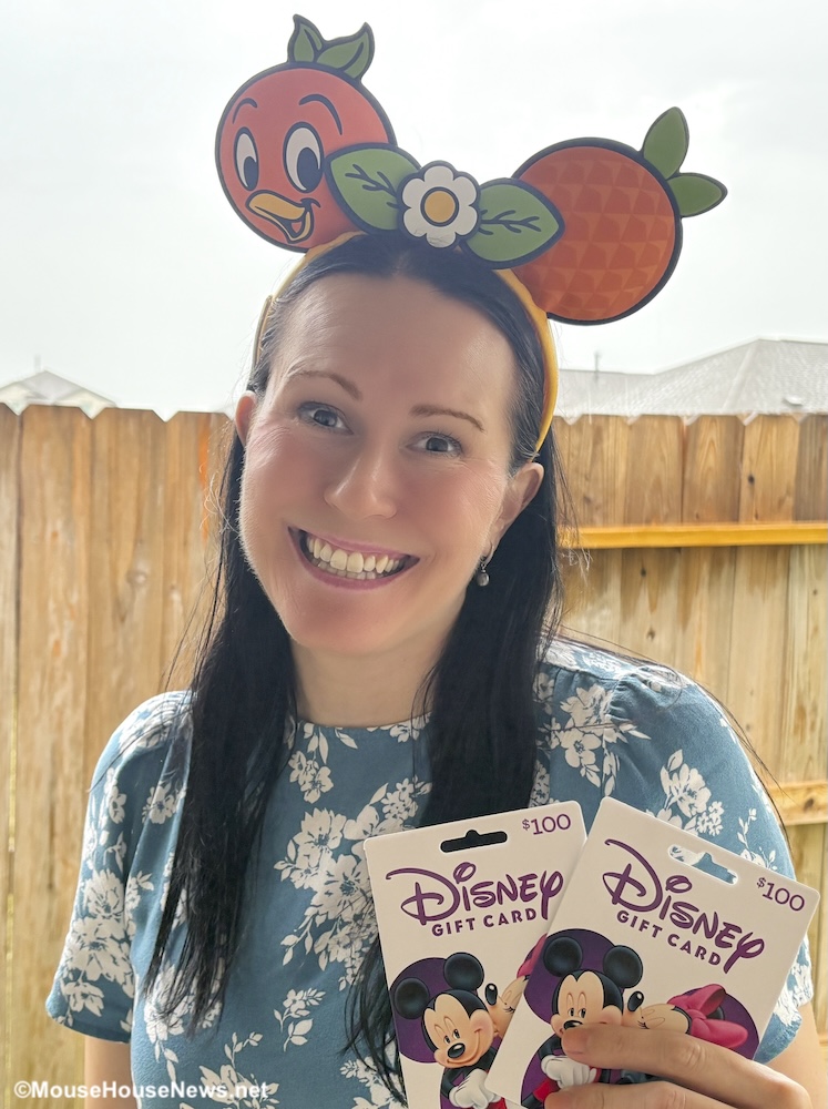Disney Gift Cards At Disney World: The CONVENIENT Payment Option With One Exception