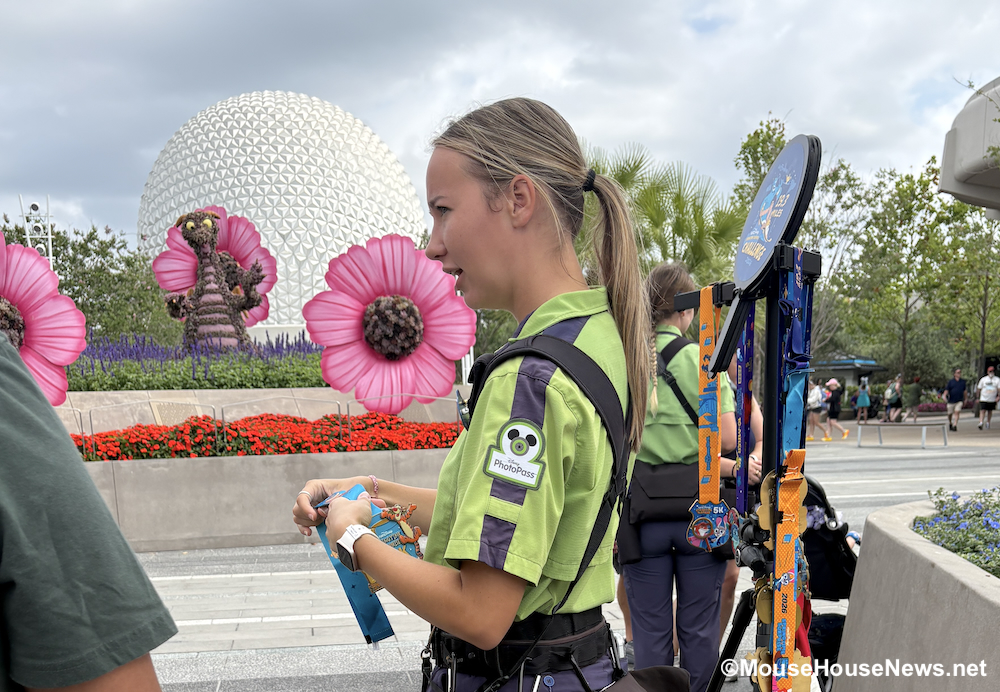 PhotoPass TREASURE Hunt: Tracking Down Every Disney World Photo Spot